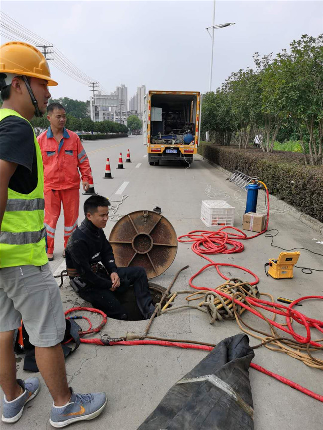 邗江翻衬法管道修复技术主要工序